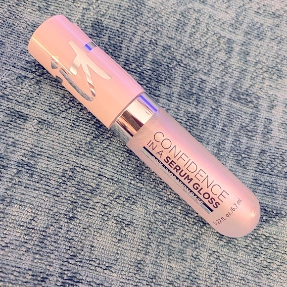 it Cosmetics Confidence in a serum gloss - Picture 1 of 2